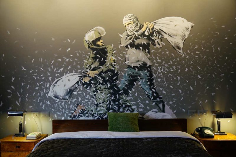 walled off hotel banksy betlemme